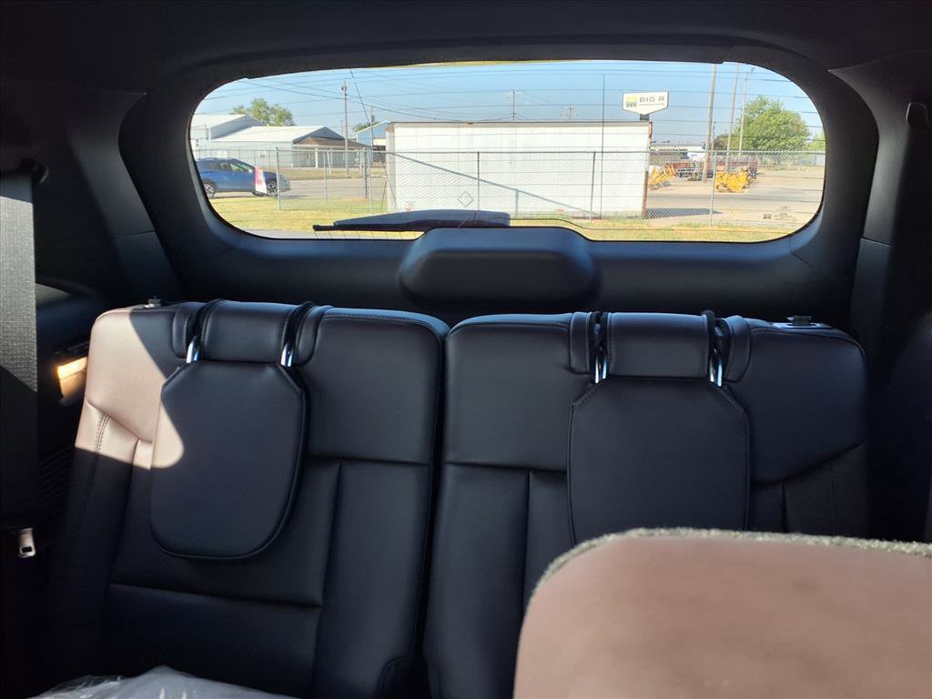 2025 Ford Explorer Platinum photo 10