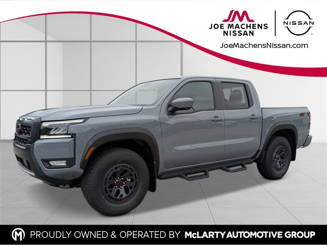 2026 Nissan Frontier PRO-4X's photo