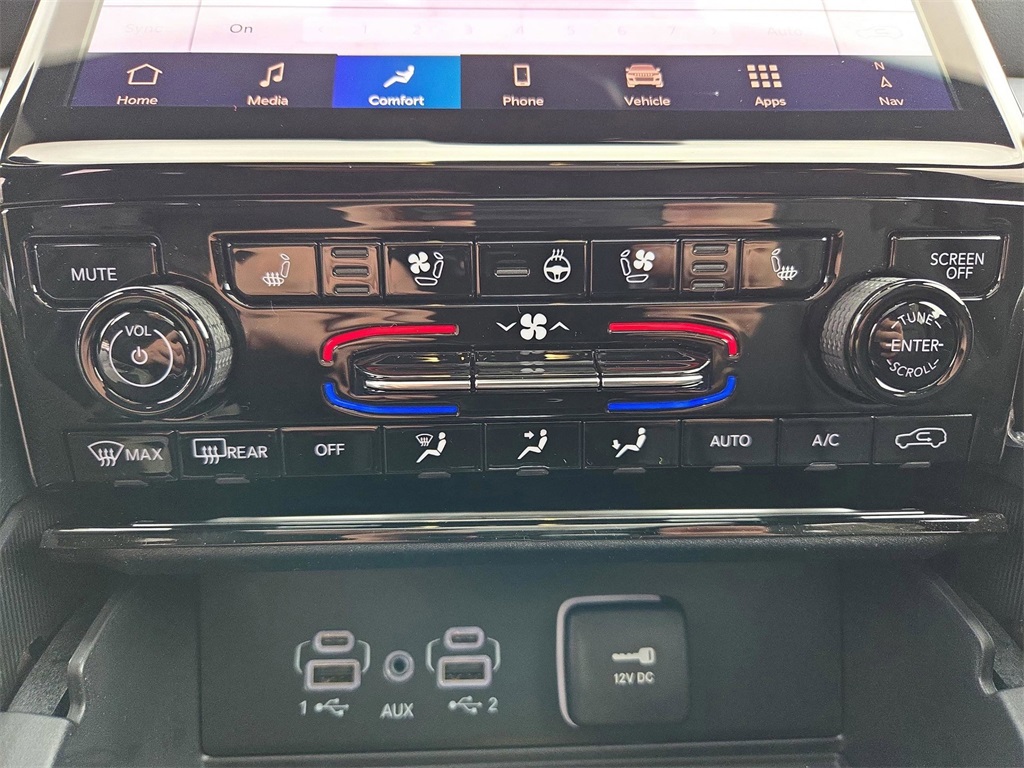 2025 Jeep Grand Cherokee Limited photo 11