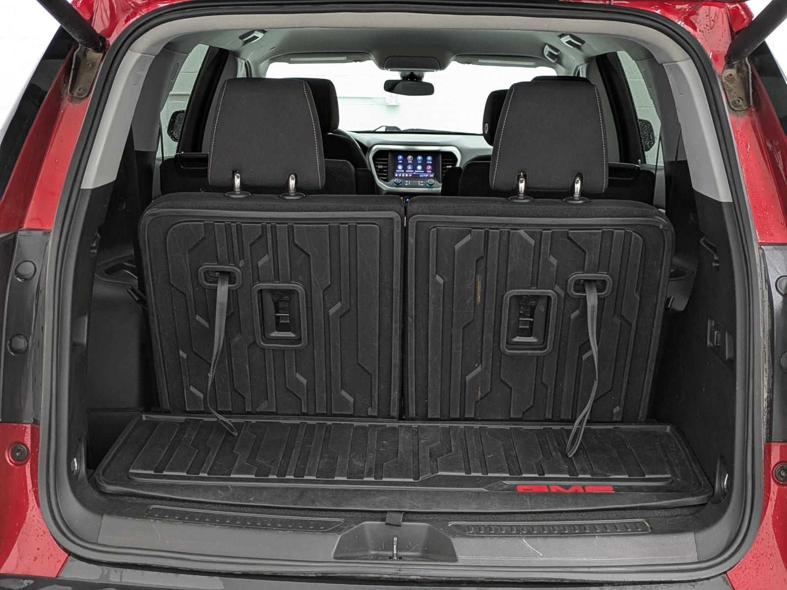 2022 Gmc Acadia SLE photo 11