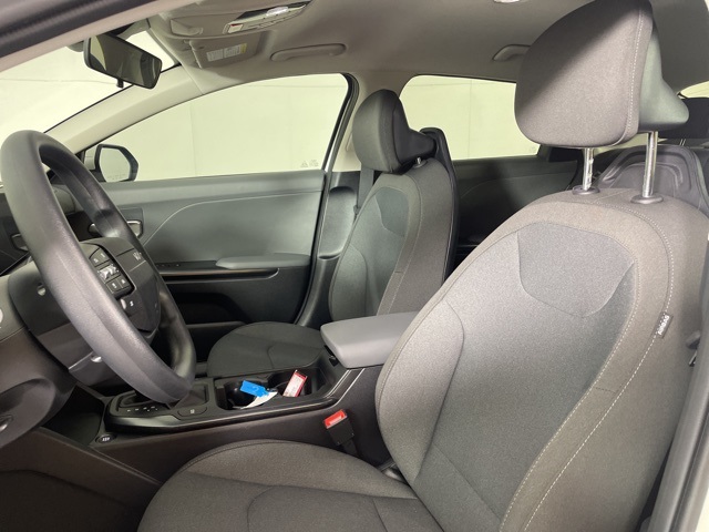 2025 Kia K4 LXS photo 16