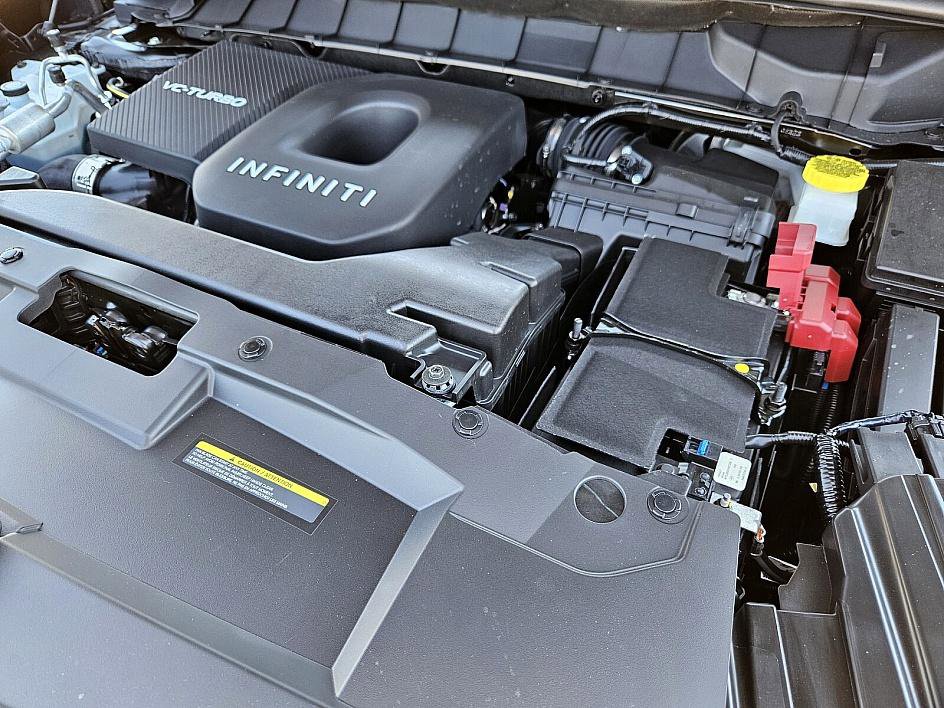 2026 Infiniti QX60 Luxe photo 15