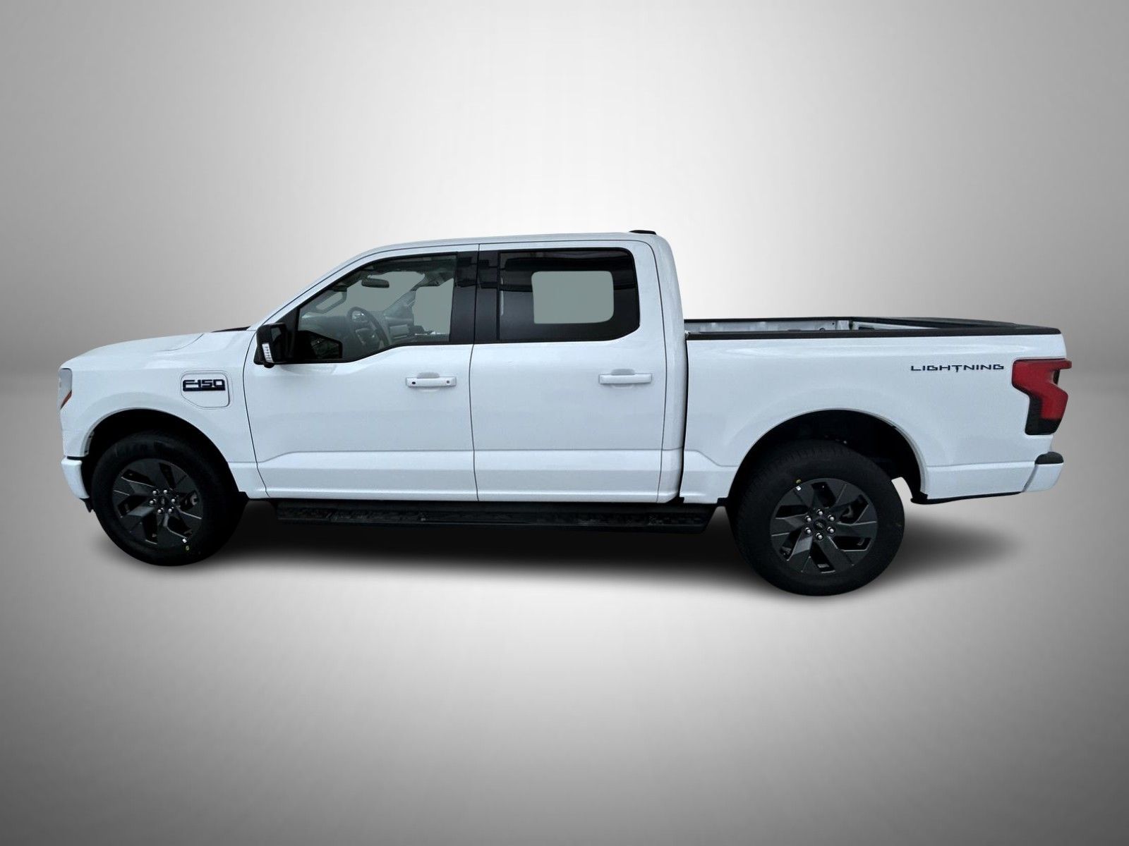 2025 Ford F-150 Lightning photo 8