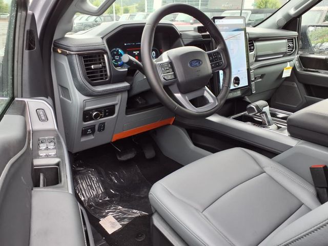 2025 Ford F-150 Lightning photo 13