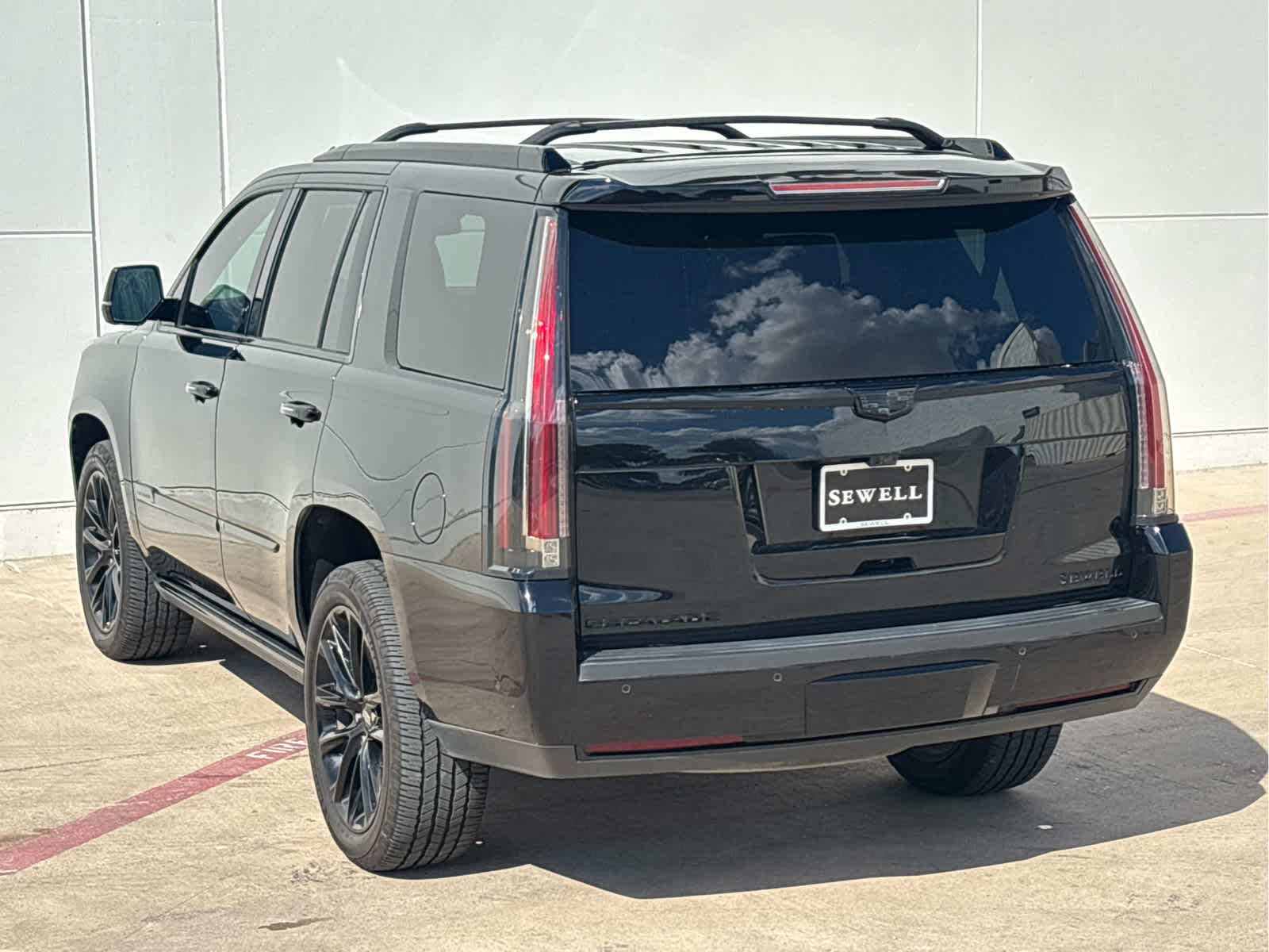 2018 Cadillac Escalade Premium Luxury photo 6