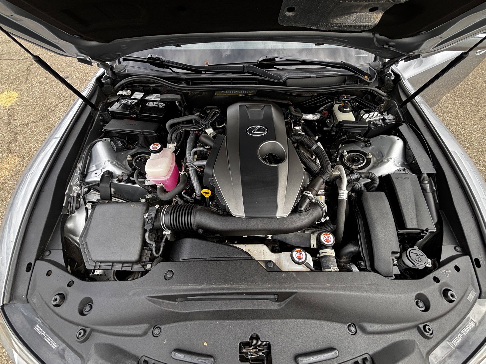 2021 Lexus IS 300 photo 26