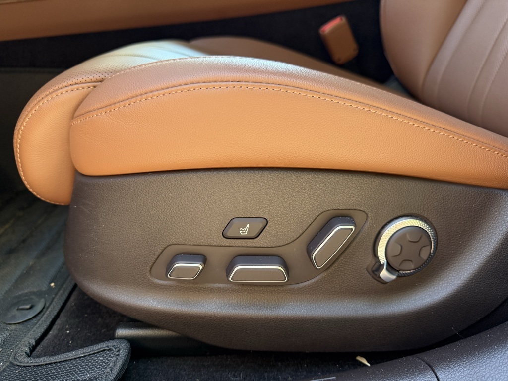 2024 Genesis Electrified G80 Advanced Prestige photo 17