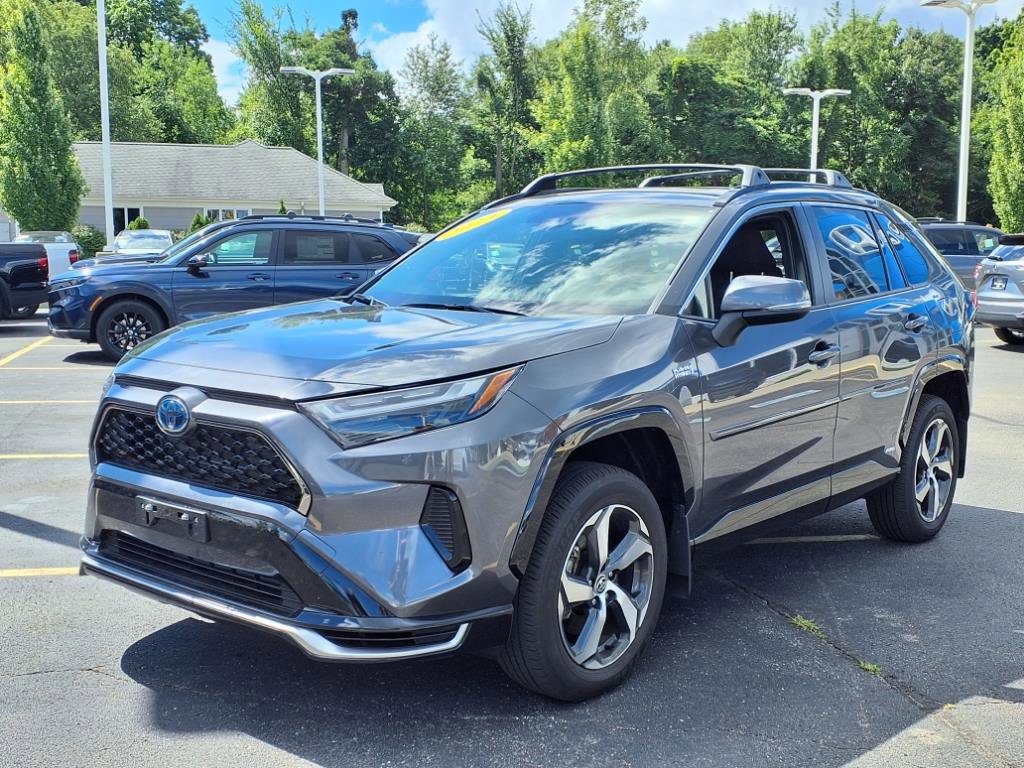 2024 Toyota RAV4 Prime SE photo 3