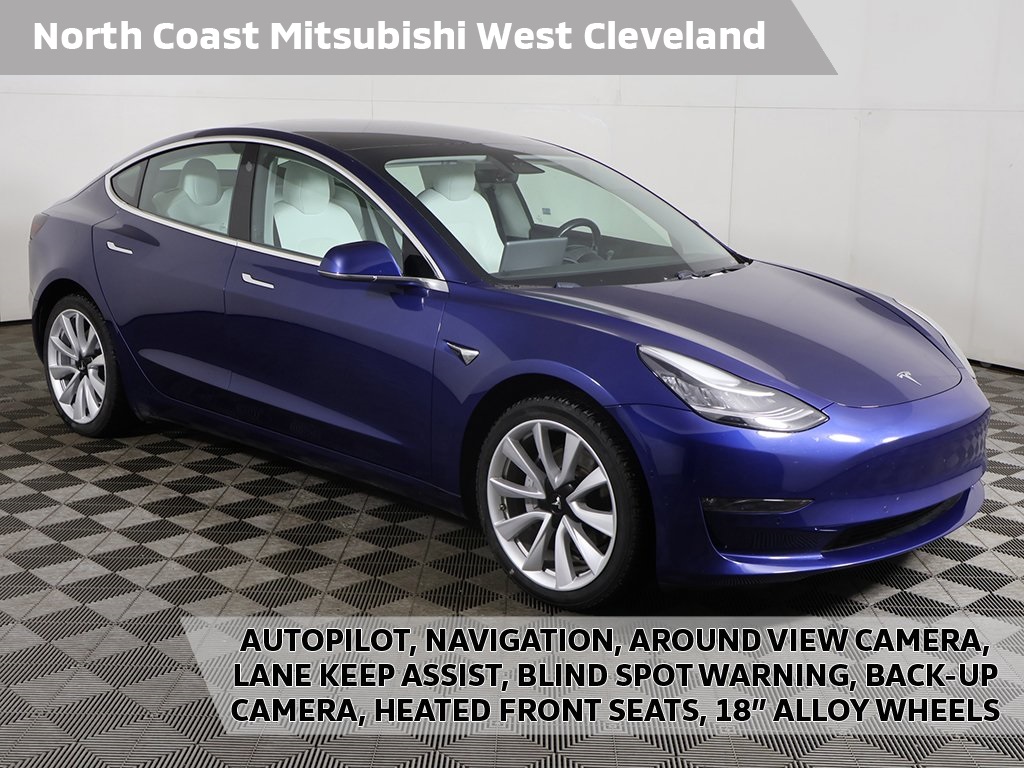 2019 Tesla Model 3 Base's photo