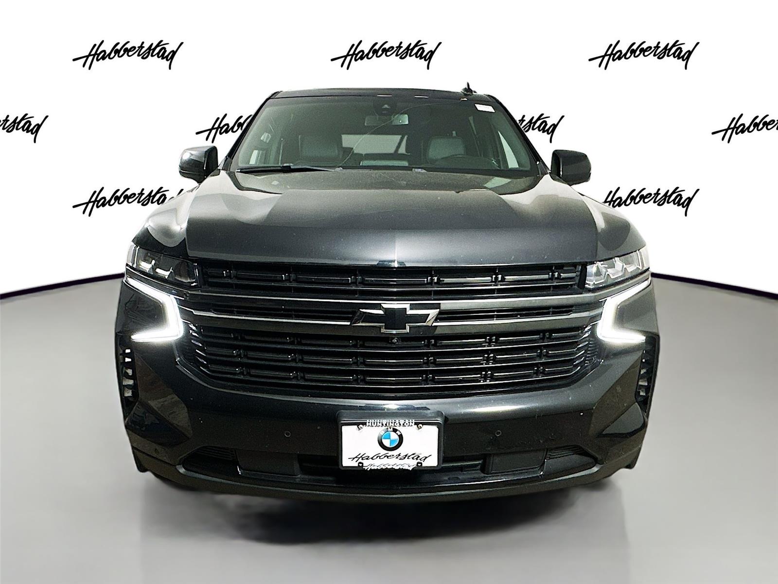 2021 Chevrolet Suburban RST photo 2