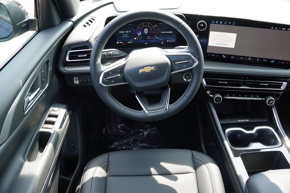 2026 Chevrolet Traverse photo 13