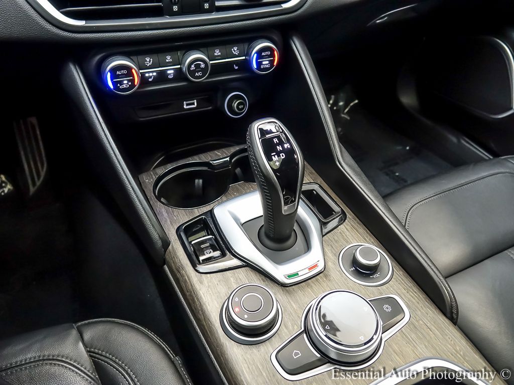 2022 ALFA ROMEO GIULIA (952) - Image 22