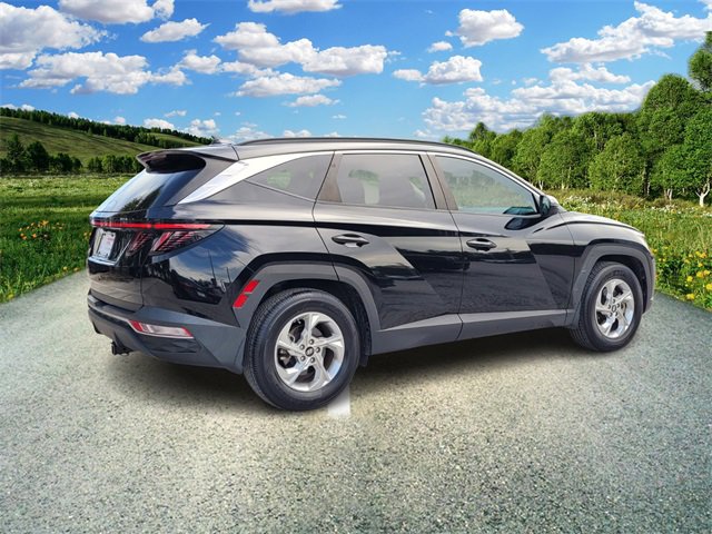2022 Hyundai Tucson SEL photo 2