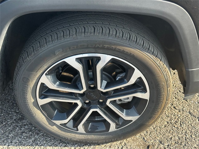 2023 Jeep Compass Limited photo 8
