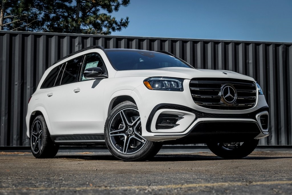 2026 Mercedes-Benz GLS Base's photo