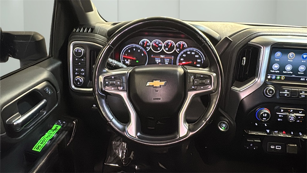 2023 Chevrolet Silverado LT photo 13