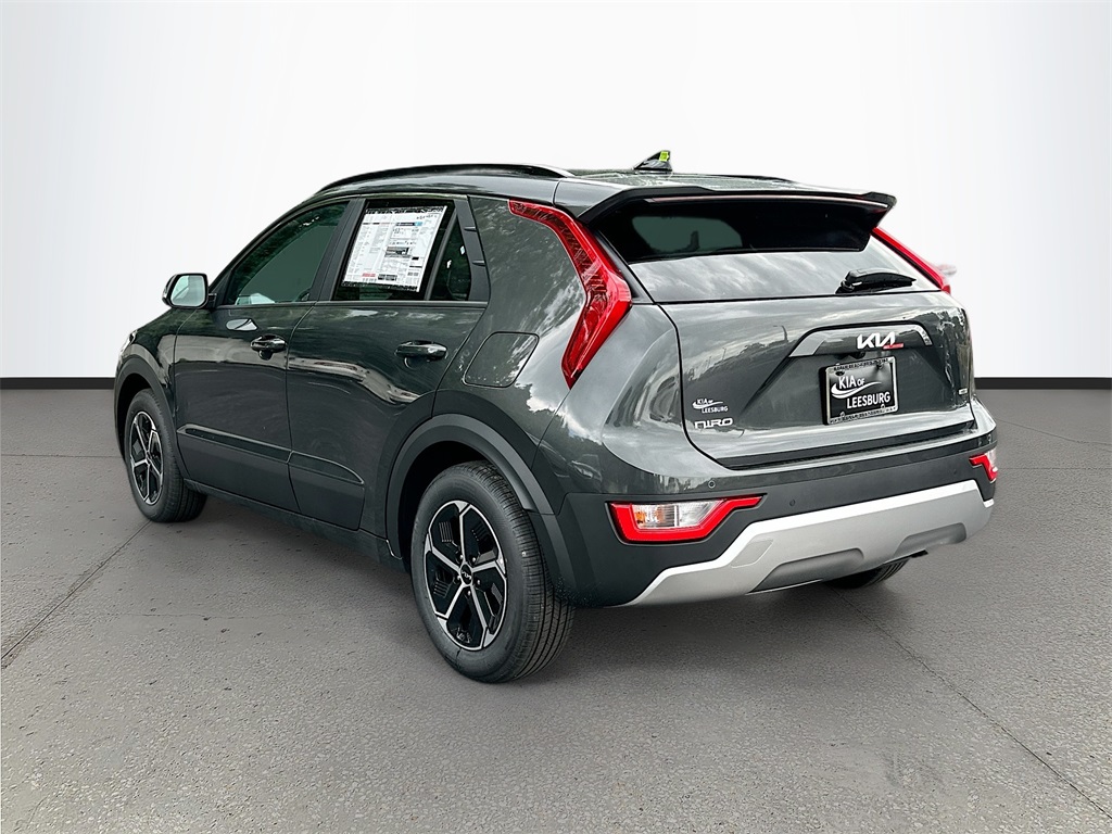 2025 Kia Niro EX photo 2