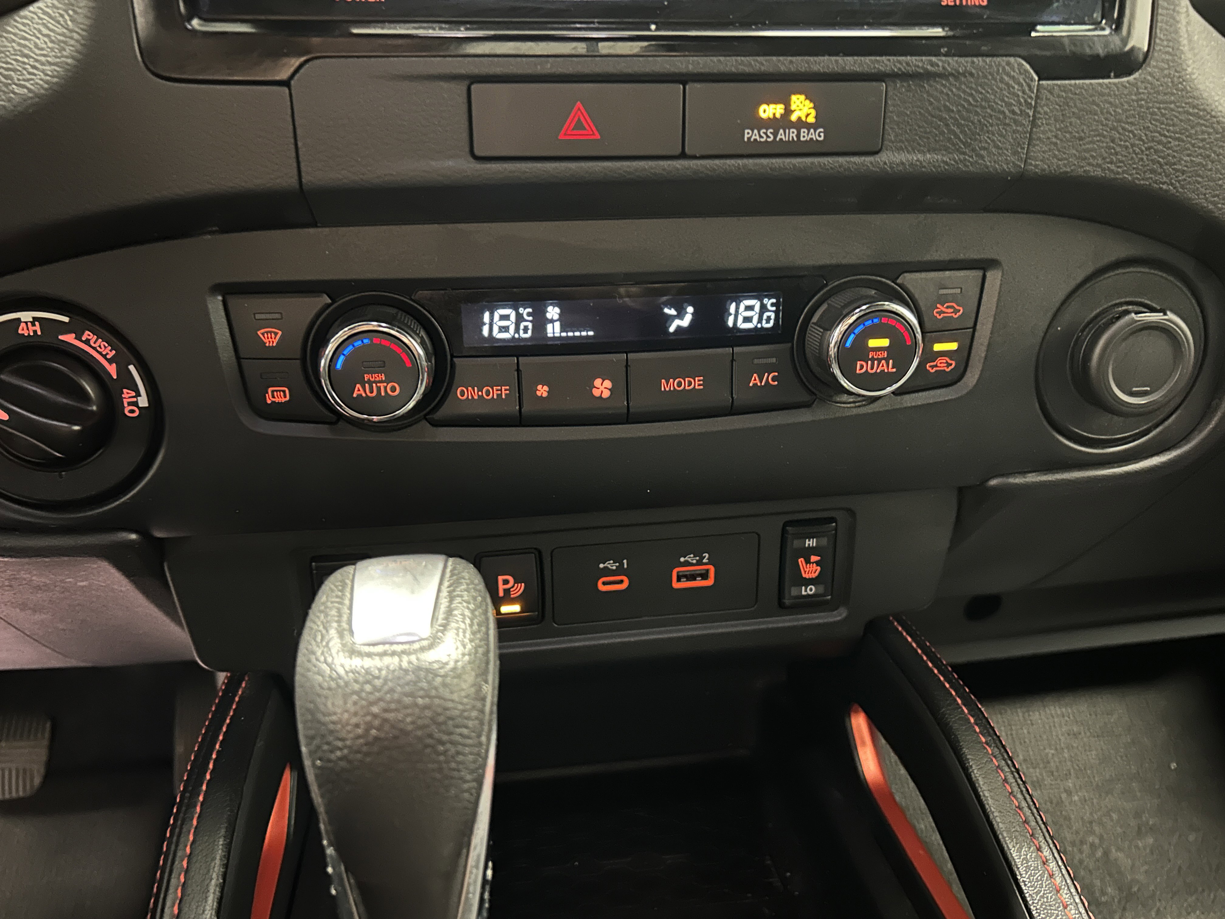2022 Nissan Frontier PRO-4X photo 10