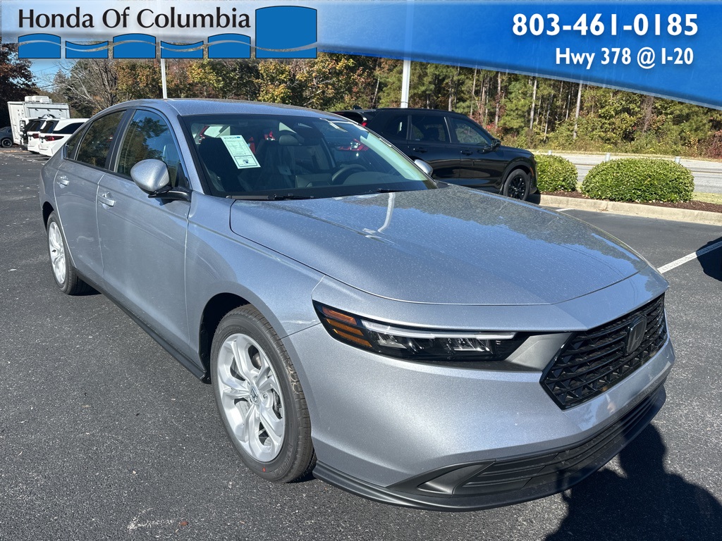 2025 Honda Accord LX's photo