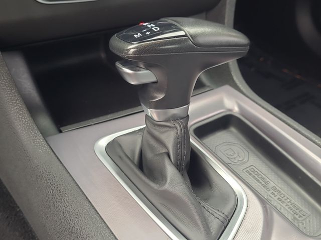 2022 Dodge Charger R/T photo 19