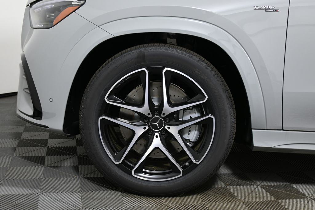 2025 Mercedes Benz GLE AMG 53 photo 10