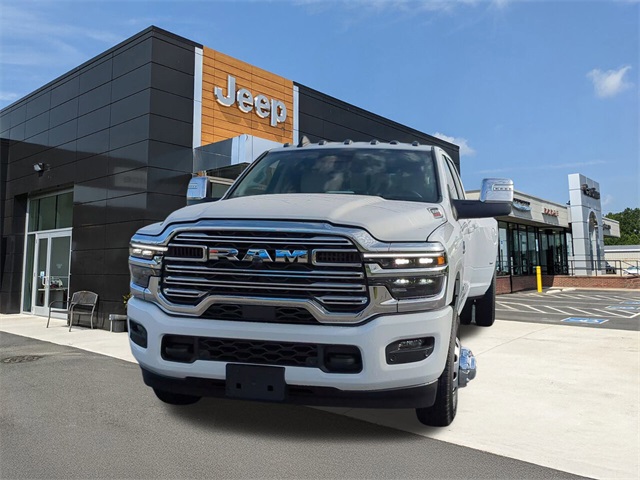 2025 Ram 3500 Laramie photo 2