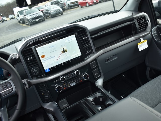 2025 Ford F-150 XLT photo 15