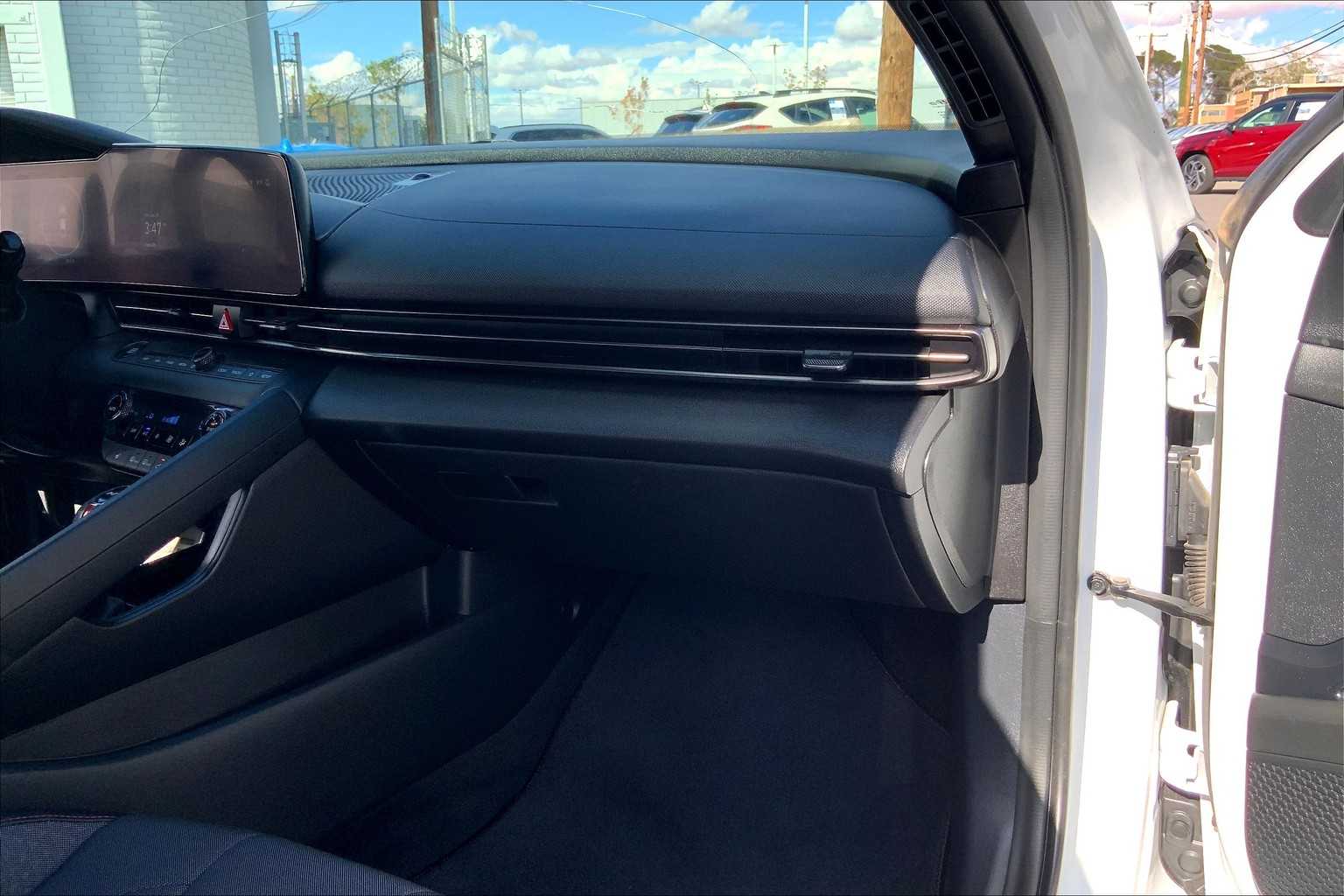 2023 Hyundai Elantra N Line photo 16