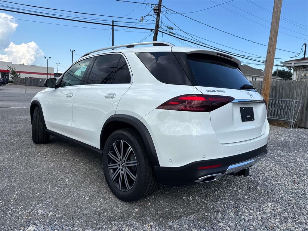 2025 Mercedes Benz GLE 350 4MATIC photo 4