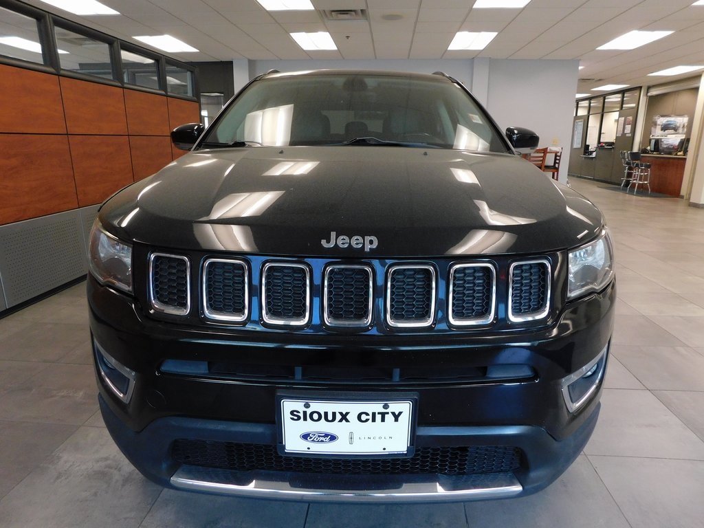 2018 Jeep Compass Limited photo 3