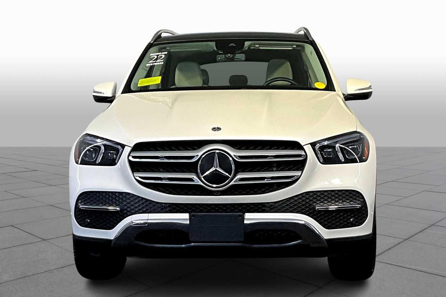 2022 Mercedes Benz GLE 450 4MATIC photo 3