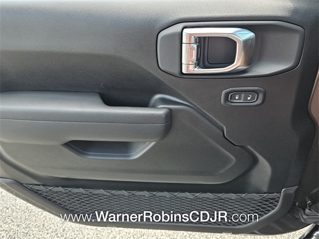 2025 Jeep Wrangler Sport photo 24