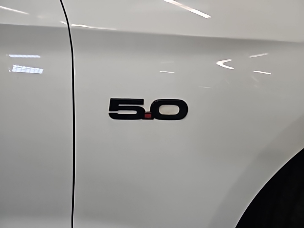 2016 Ford Mustang GT Premium photo 7