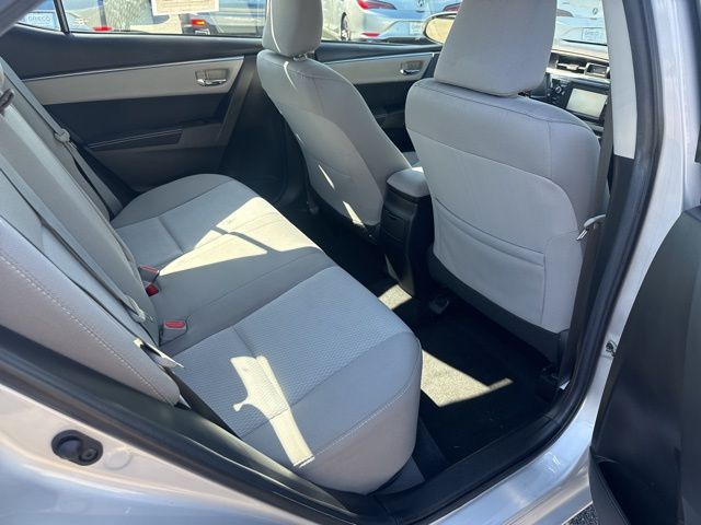 2016 Toyota Corolla L photo 14