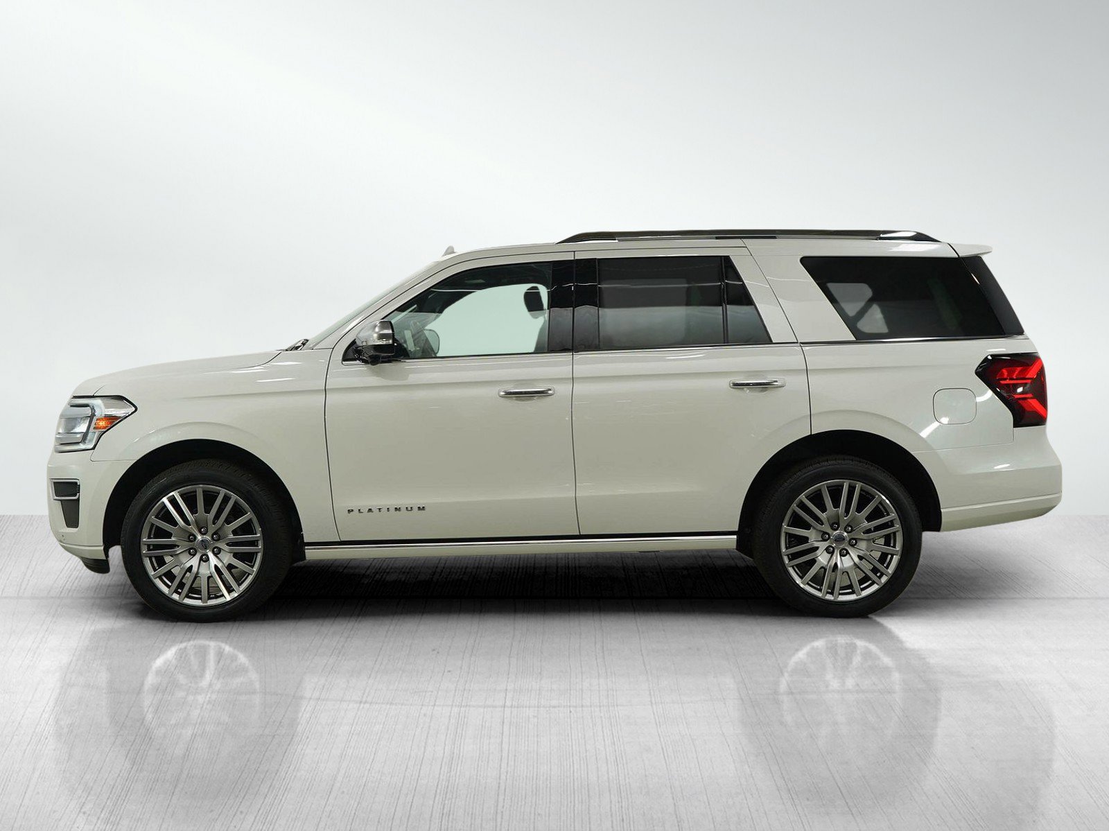 Used 2023 Ford Expedition Platinum with VIN 1FMJU1M87PEA55987 for sale in White Bear Lake, Minnesota