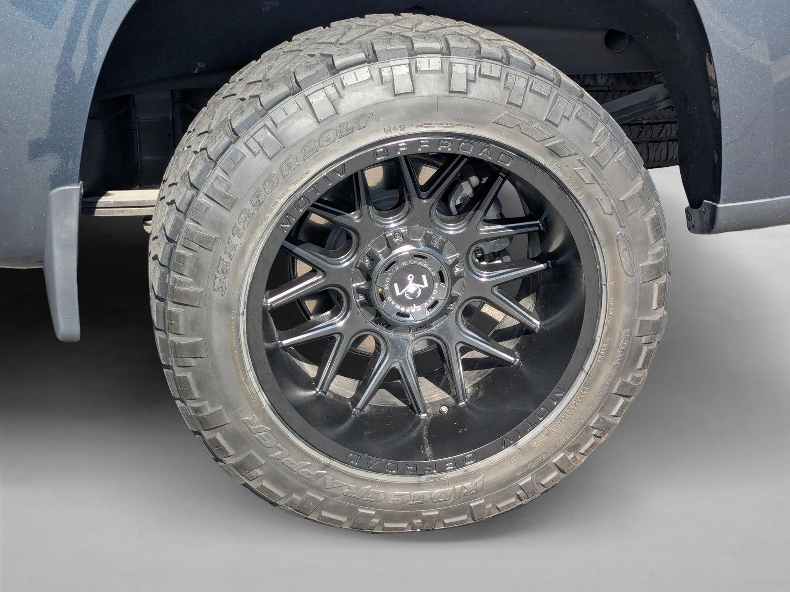 2019 Chevrolet Silverado RST photo 20