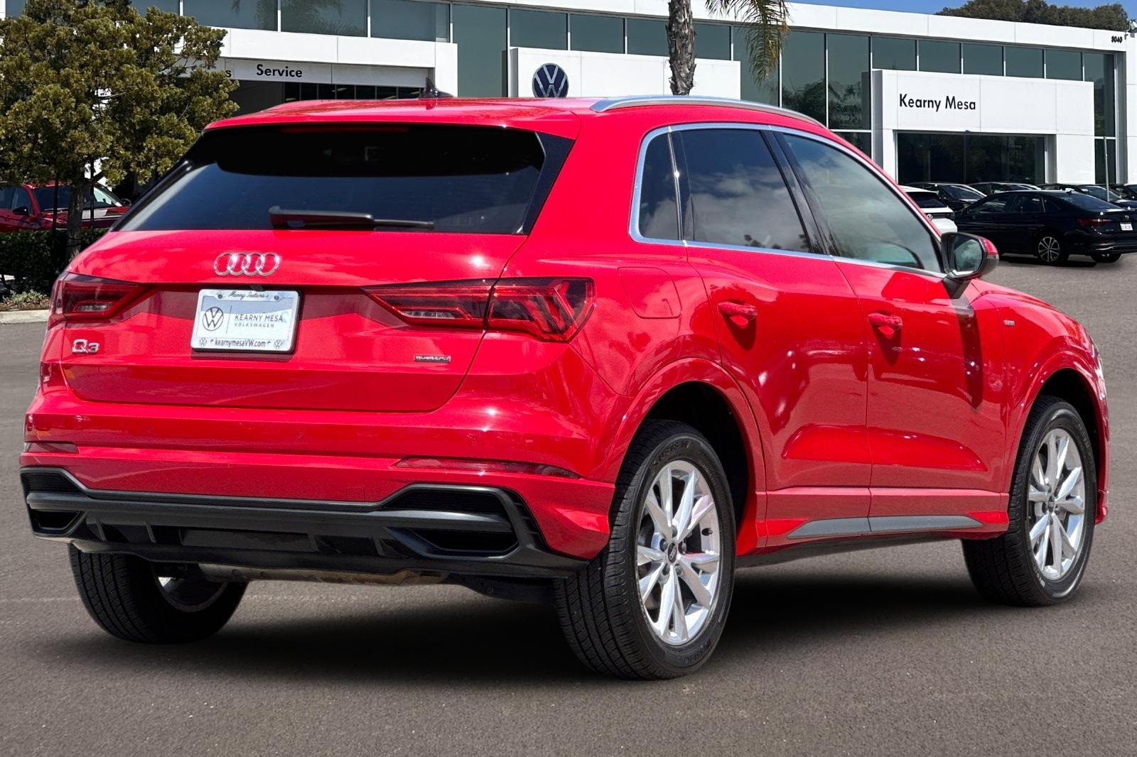 2022 Audi Q3 Premium S line photo 4