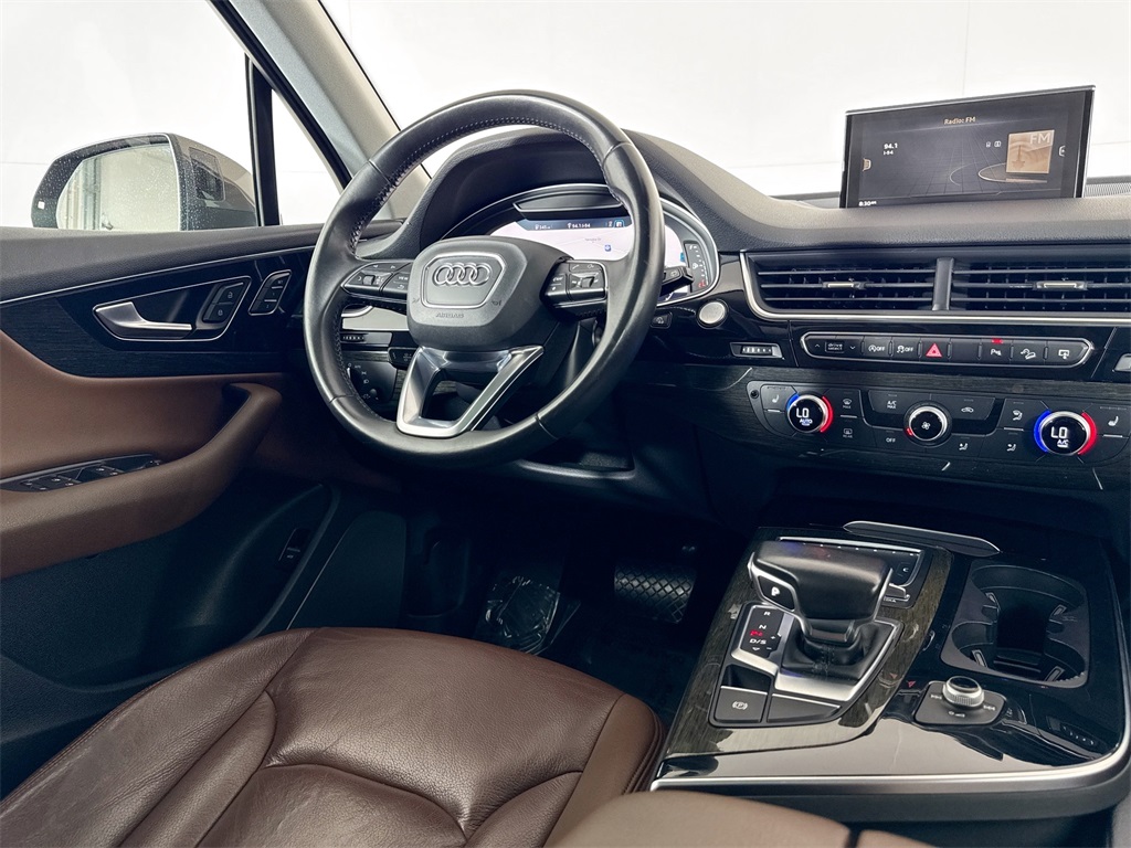 2017 Audi Q7 3.0T Premium Plus photo 7