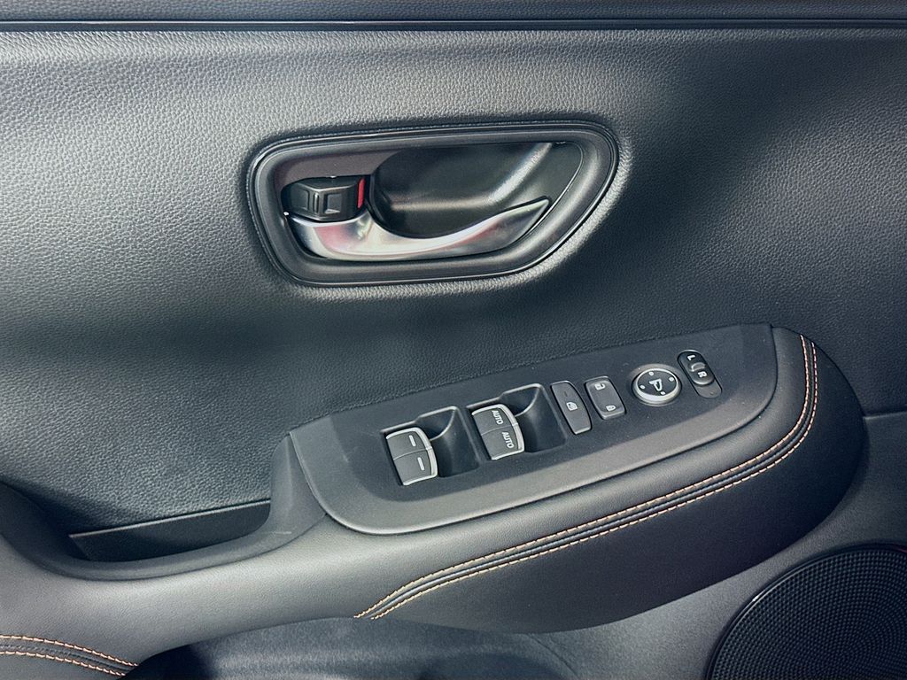 2026 Honda HR-V Sport photo 18
