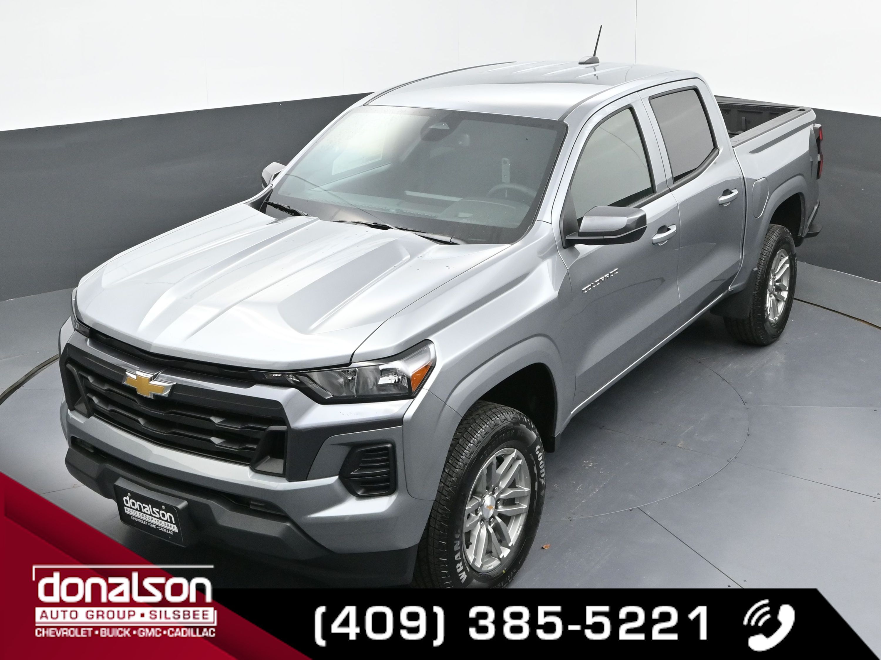 2025 Chevrolet Colorado Work Truck LT photo 19