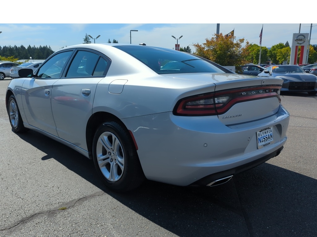 2022 Dodge Charger SXT photo 5