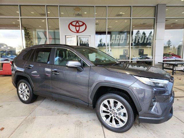 2025 Toyota RAV4 XLE Premium's photo