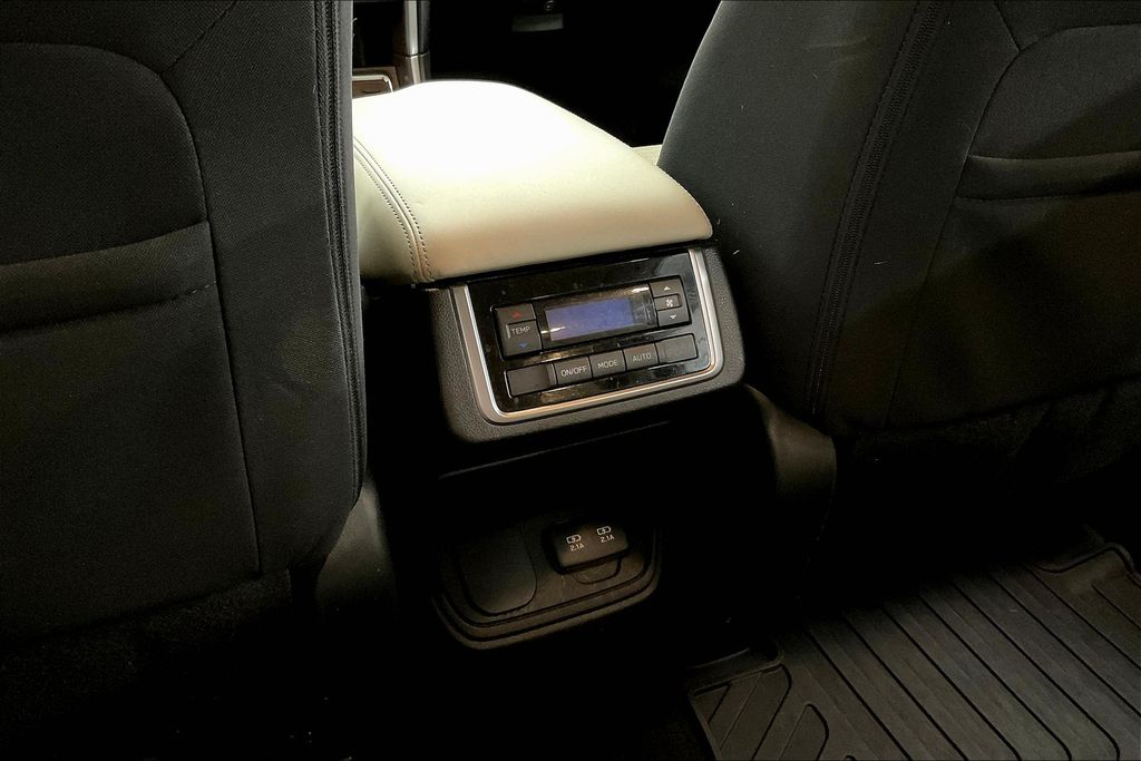 2019 Subaru Ascent Premium photo 28