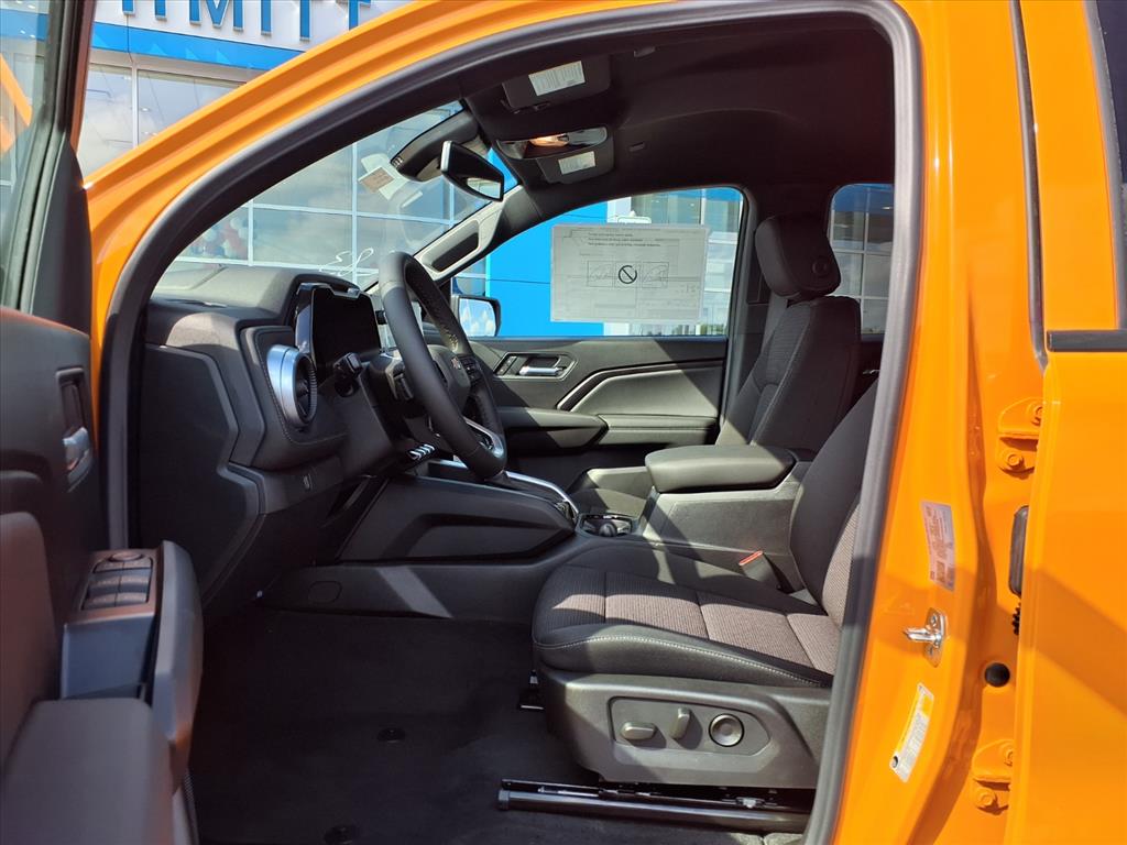 2026 Chevrolet Colorado LT photo 14