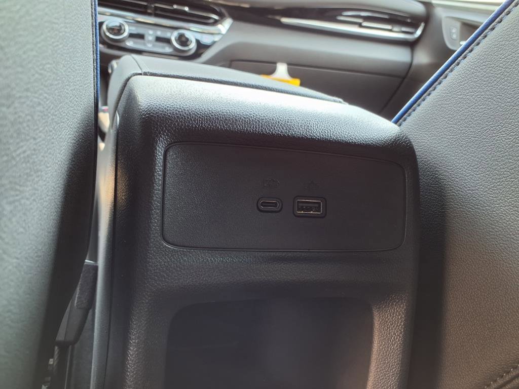 2025 Buick Envista ST photo 17