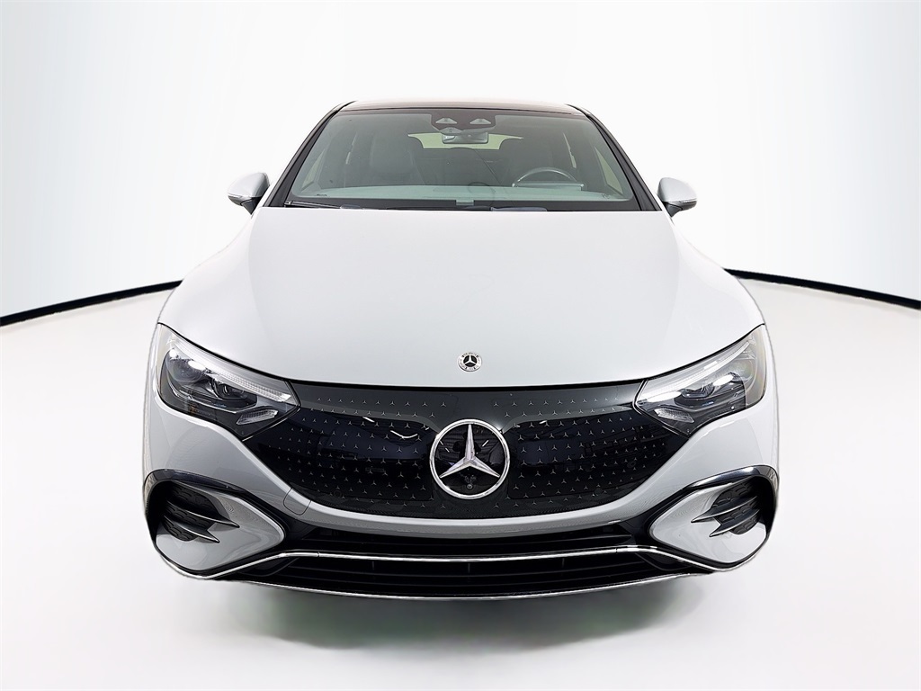 2023 Mercedes Benz EQE Sedan 500 4MATIC photo 2