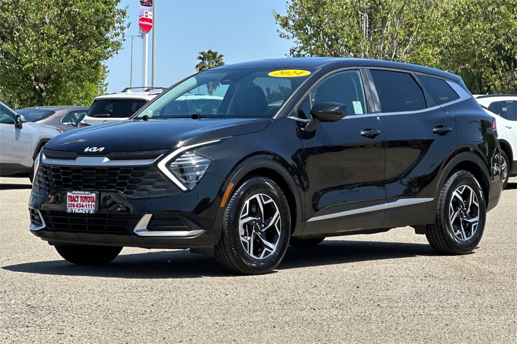 2024 Kia Sportage LX photo 4