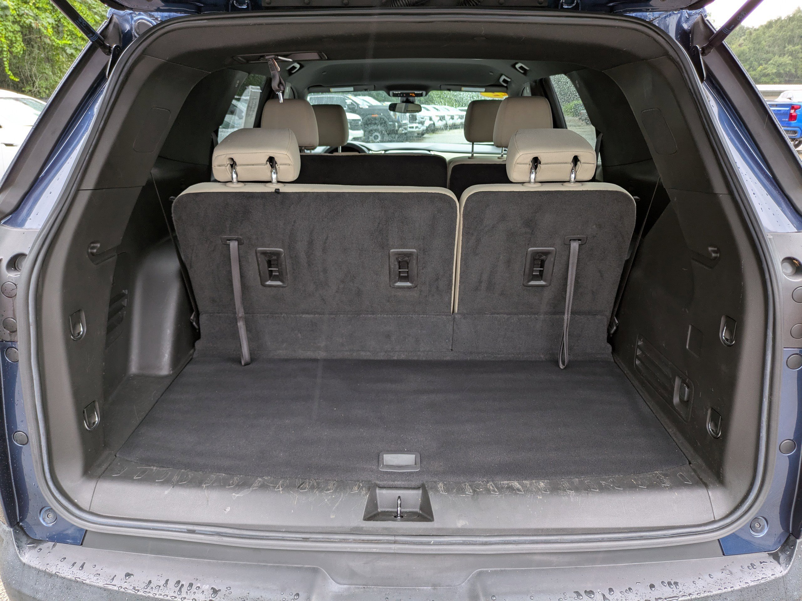 2022 Chevrolet Traverse LS photo 7
