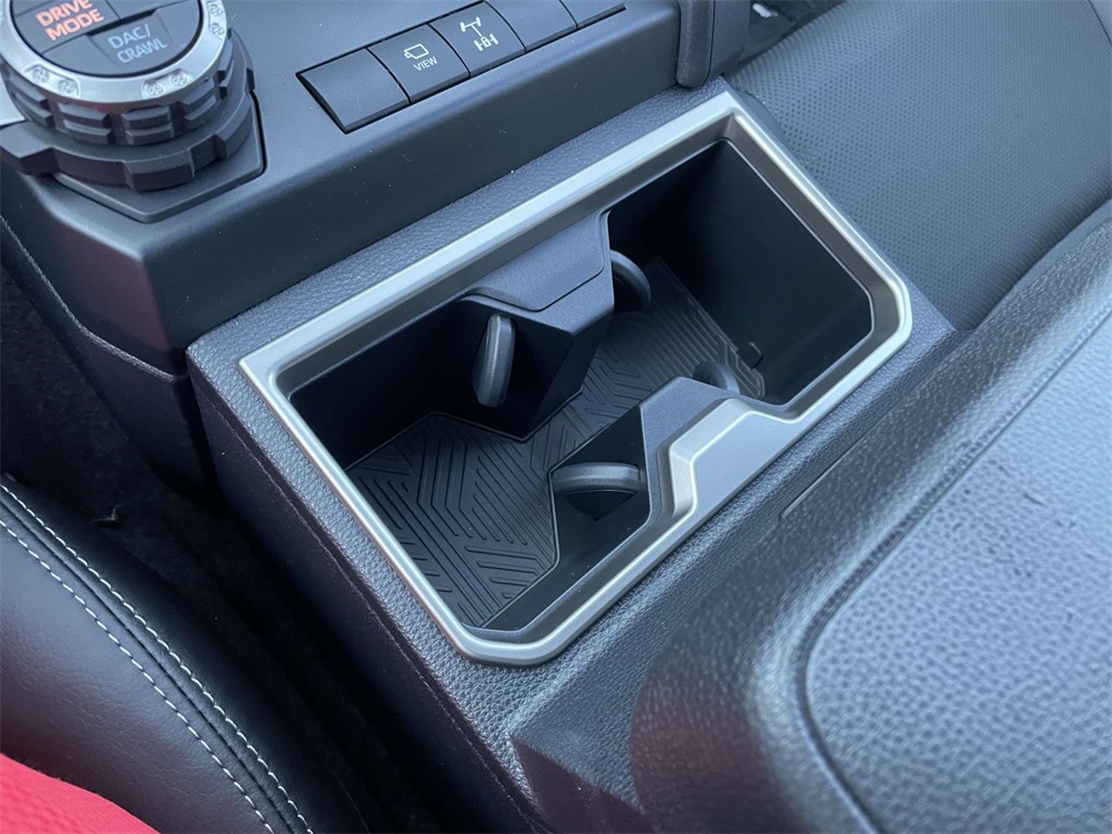 2025 Toyota 4Runner TRD Off-Road Premium photo 31