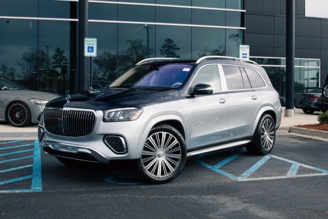 2026 Mercedes-Benz GLS Maybach's photo